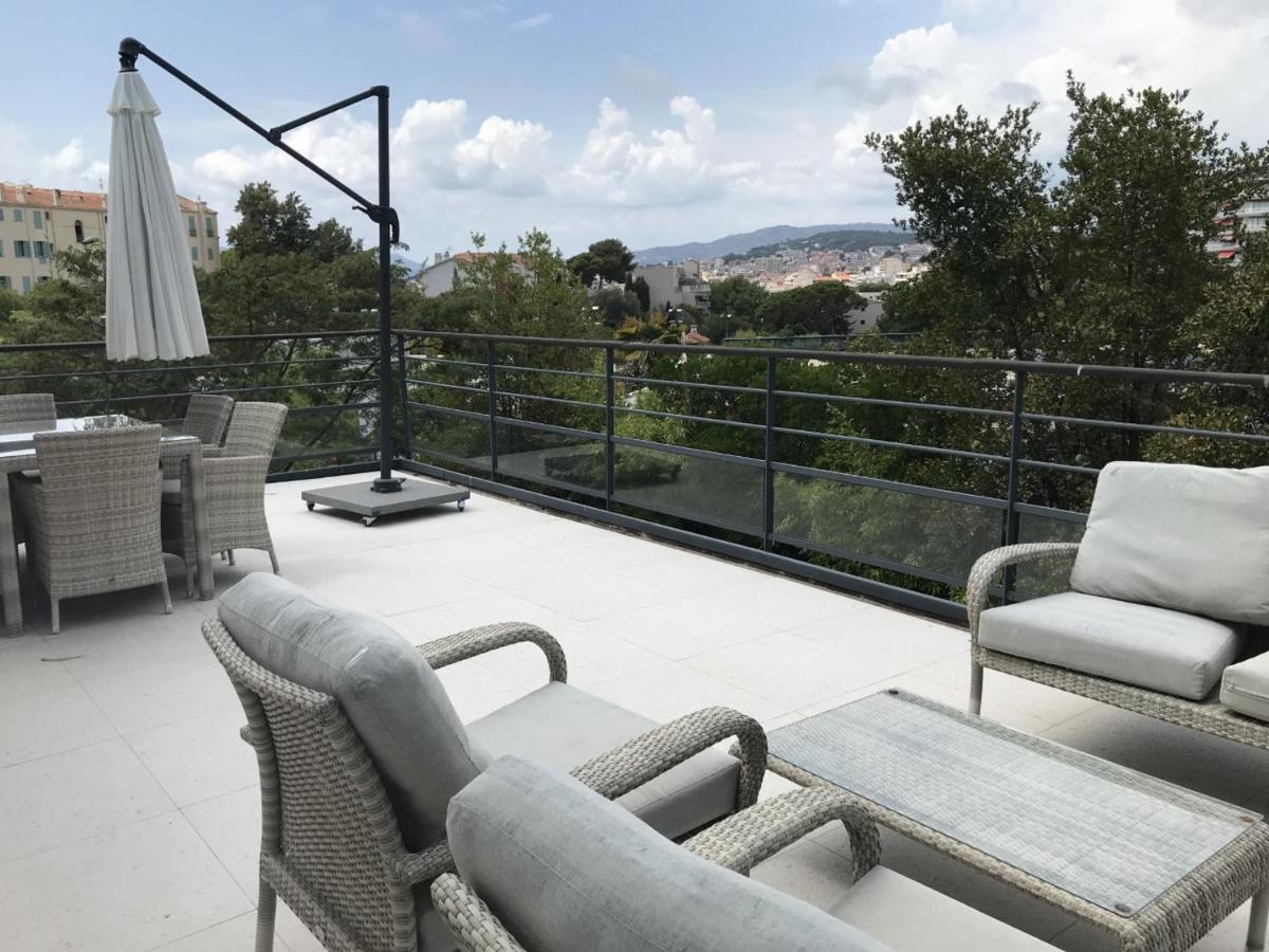 Appartement Montfleury, 2 Terrasses, 2 Chambres , 2 Sdb , Pkg Prive Piscine, 15 Min Walk To Croisette Beach And Palais Des Festivals Cannes Eksteriør billede